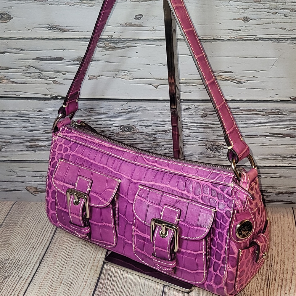 Dooney and bourke bag